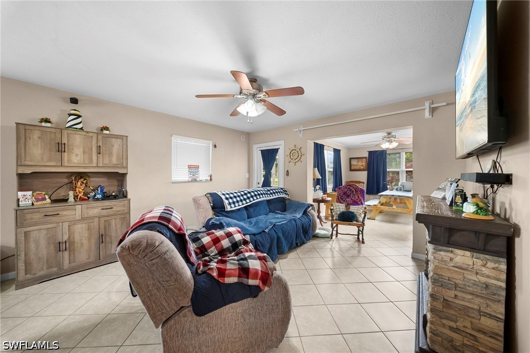 3 Bed SingleFamilyResidence for Sale in Lehigh Acres, FL — photo 9