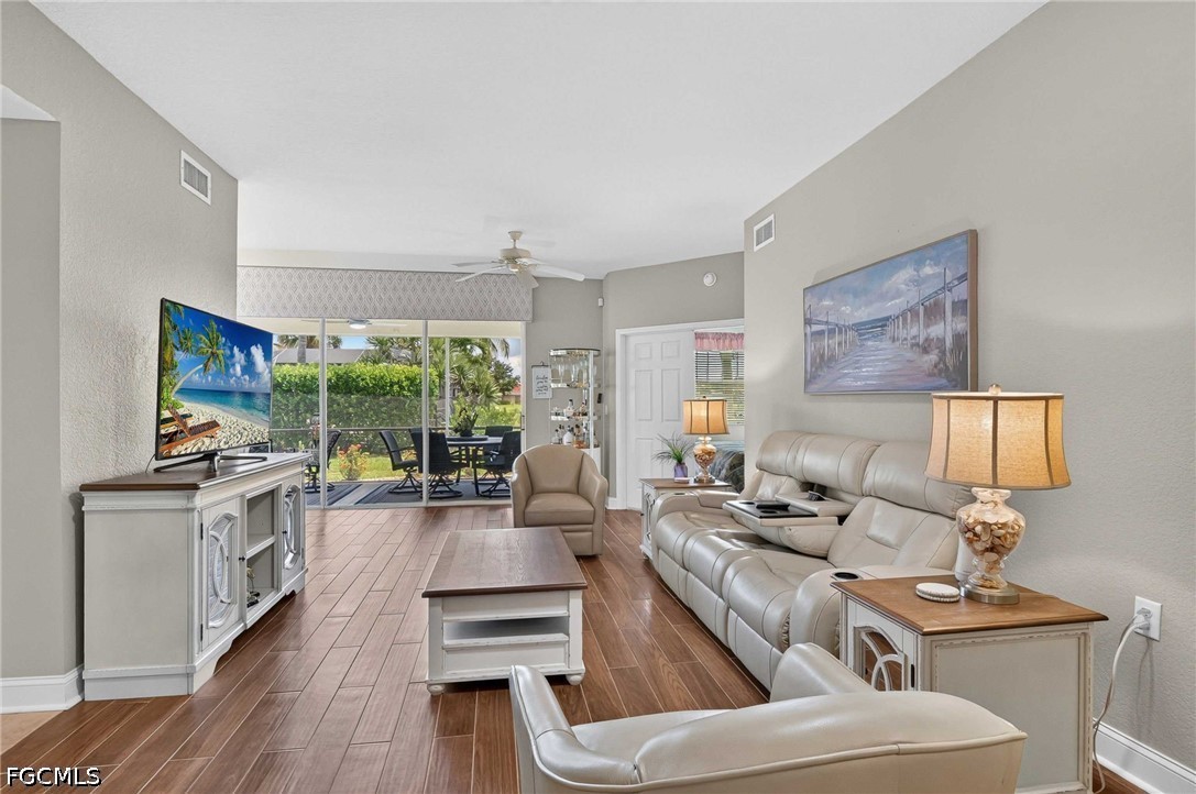 2 Bed Waterfront Home for Sale in Bay Haven, photo 9