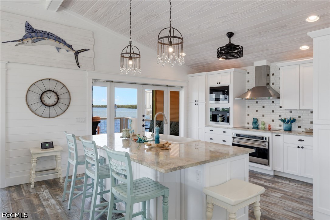 2 Bed Waterfront Home for Sale in Matlacha, photo 9