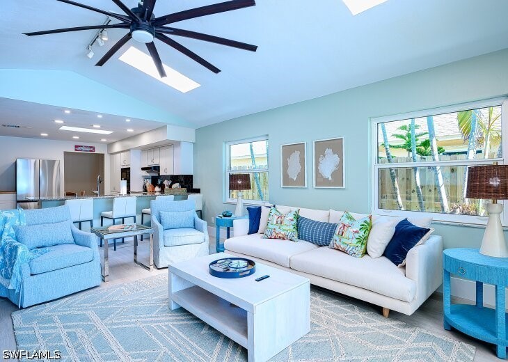 3 Bed Pool Home for Sale in Naples Park, photo 9