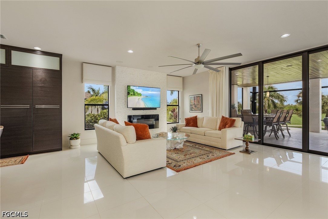 4 Bed Pool Home for Sale in Cape Royal, photo 9