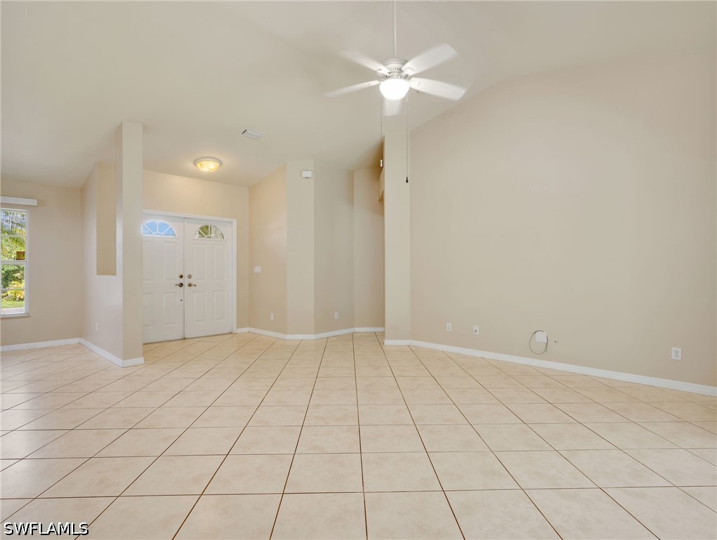 3 Bed SingleFamilyResidence for Sale in San Carlos Park, photo 9