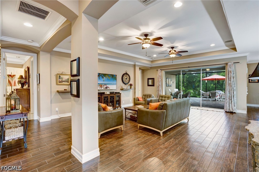 3 Bed SingleFamilyResidence for Sale in North Fort Myers, photo 9