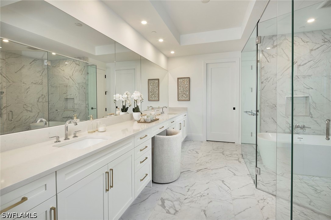 3 Bed Condominium for Sale in Bonita Springs, photo 9