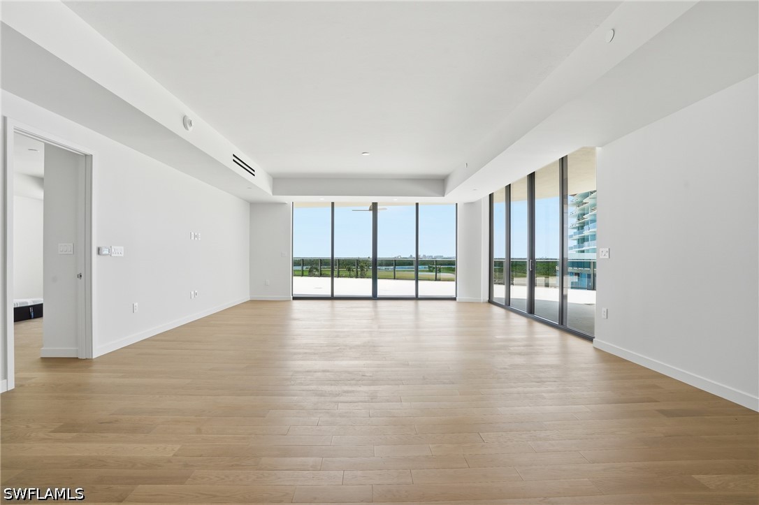 4 Bed Waterfront Home for Sale in Bonita Springs, photo 9
