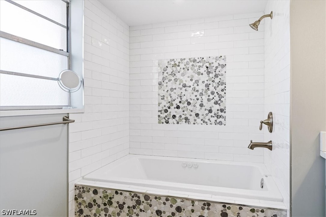 1 Bed Condominium for Sale in Garden Manor, photo 9