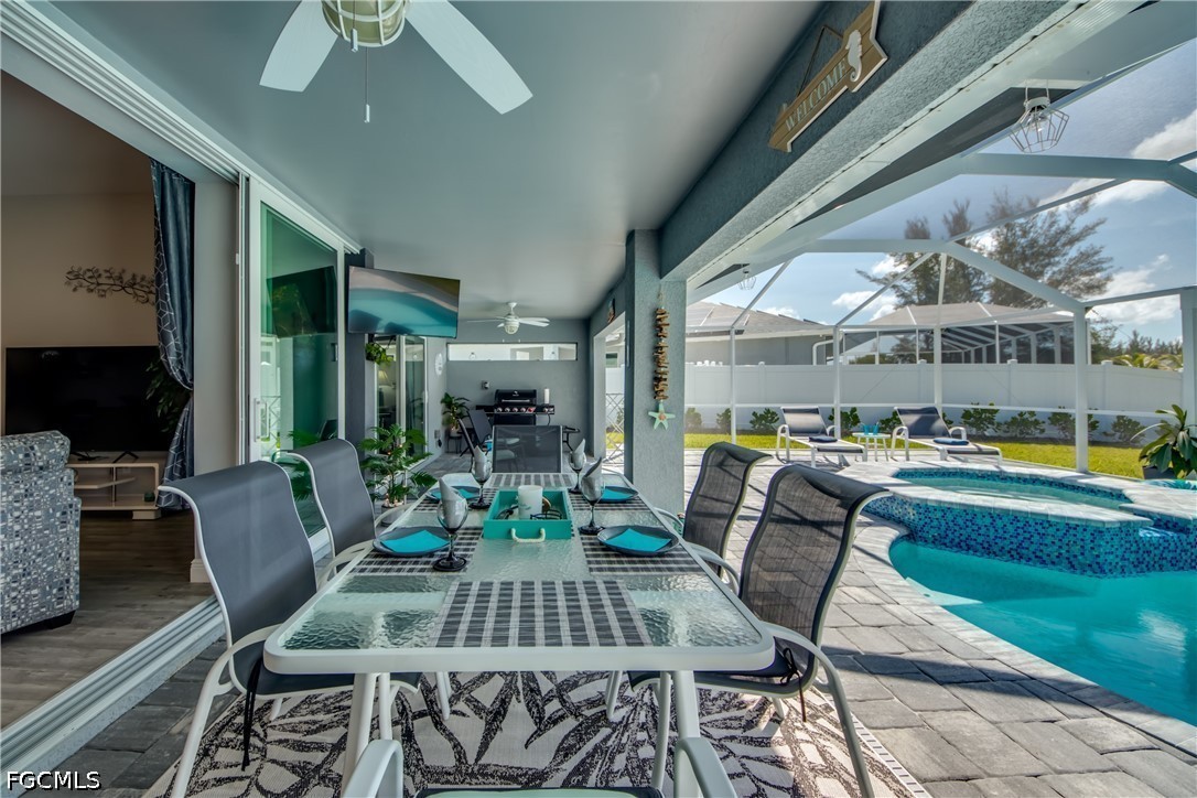 3 Bed Pool Home for Sale in Cape Coral, photo 9