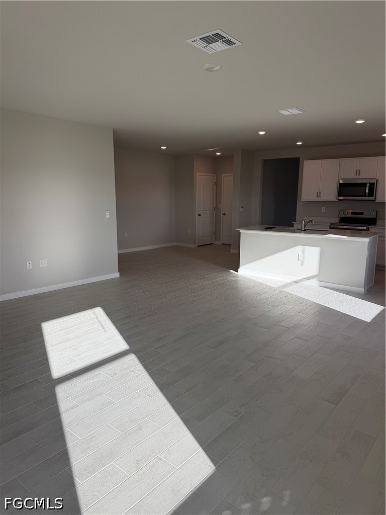 5 Bed Waterfront Home for Sale in Fort Myers, photo 9