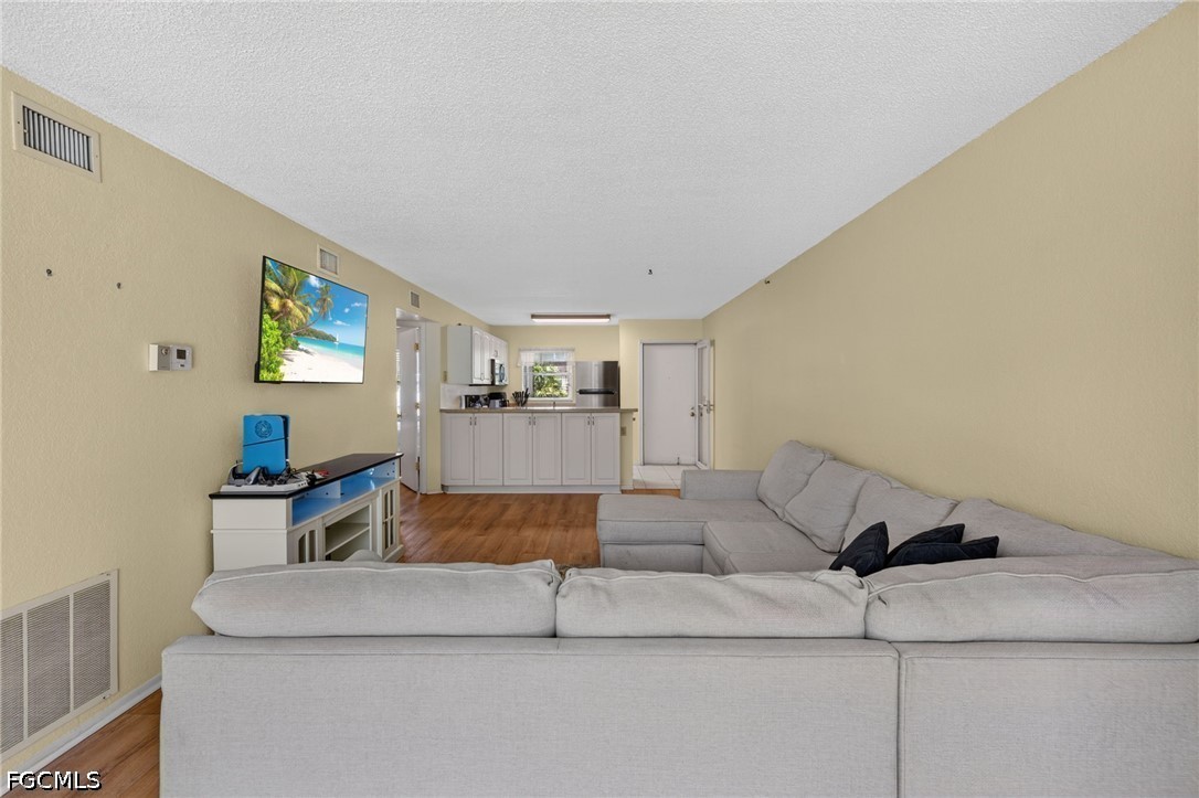 2 Bed Condominium for Sale in Deep Creek, photo 9