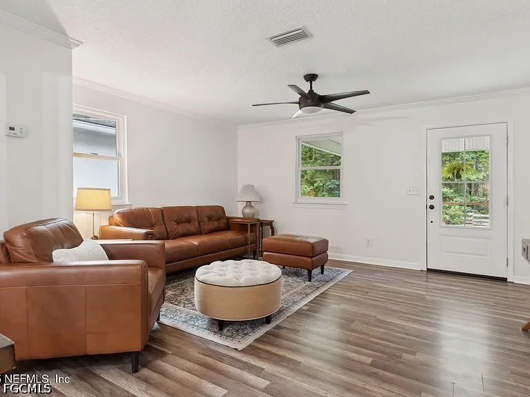 2 Bed SingleFamilyResidence for Sale in 6 Fairway Condo, photo 9