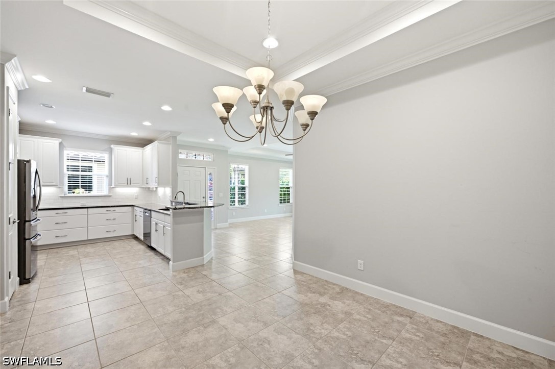 2 Bed Attached for Sale in Naples, photo 9