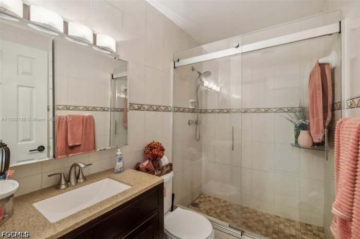 2 Bed SingleFamilyResidence for Sale in Miami, photo 9