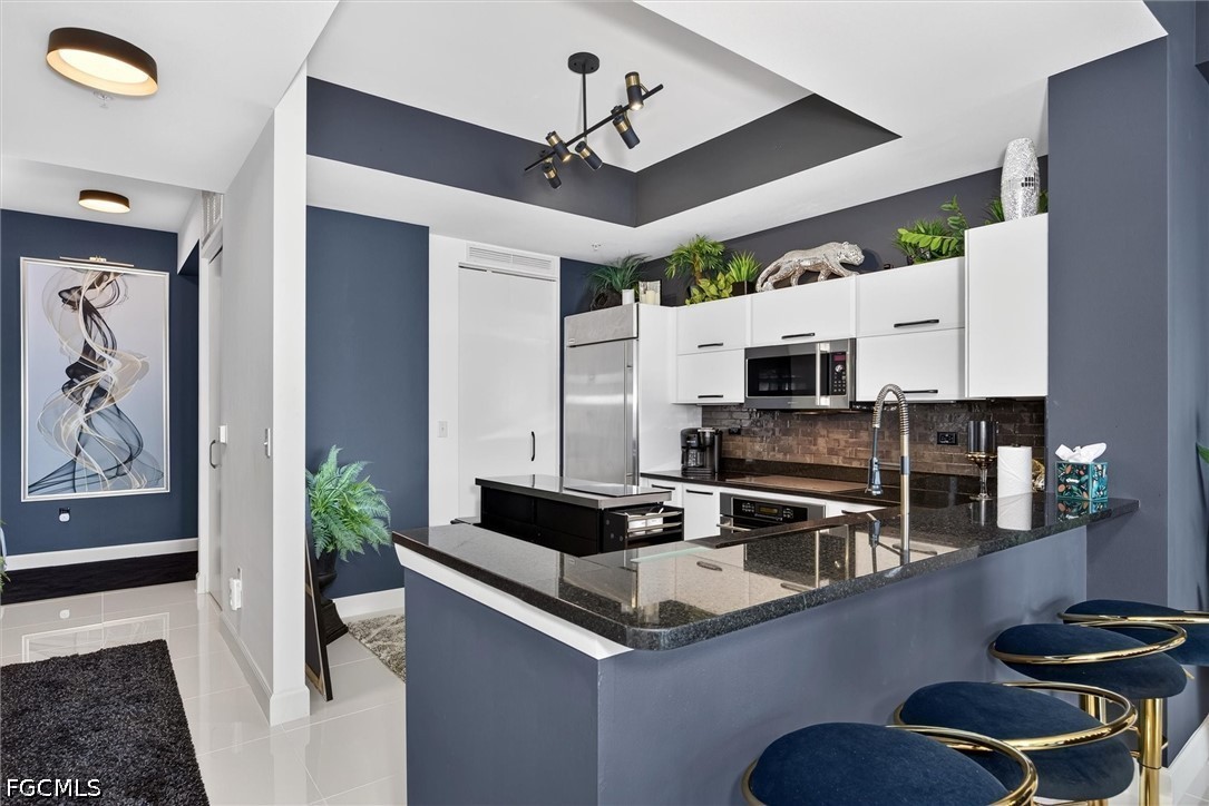 2 Bed Waterfront Home for Sale in Oasis, photo 9