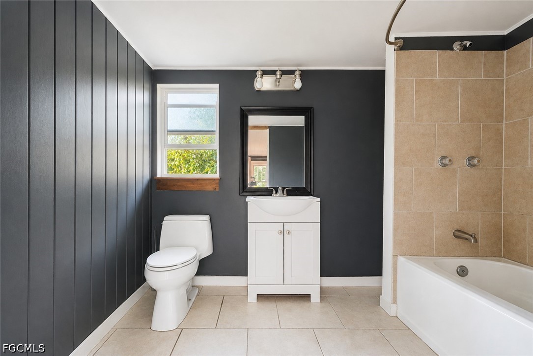 2 Bed SingleFamilyResidence for Sale in Labelle, photo 9