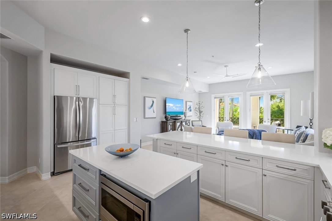 3 Bed Condominium for Sale in Naples, photo 9