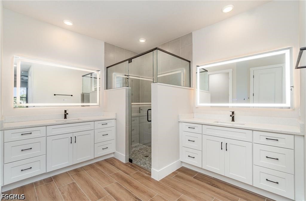 4 Bed Pool Home for Sale in Cape Coral, photo 9