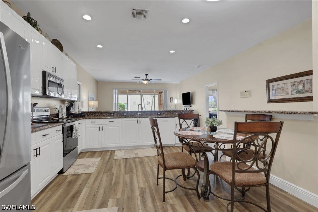 4 Bed Pool Home for Sale in Silverlakes, photo 9