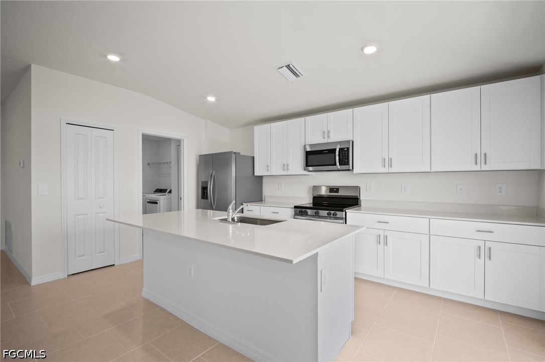 3 Bed SingleFamilyResidence for Sale in Crane Landing, photo 9