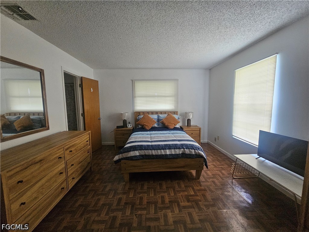 1 Bed Duplex for Sale in Pinewood Condominium, photo 9