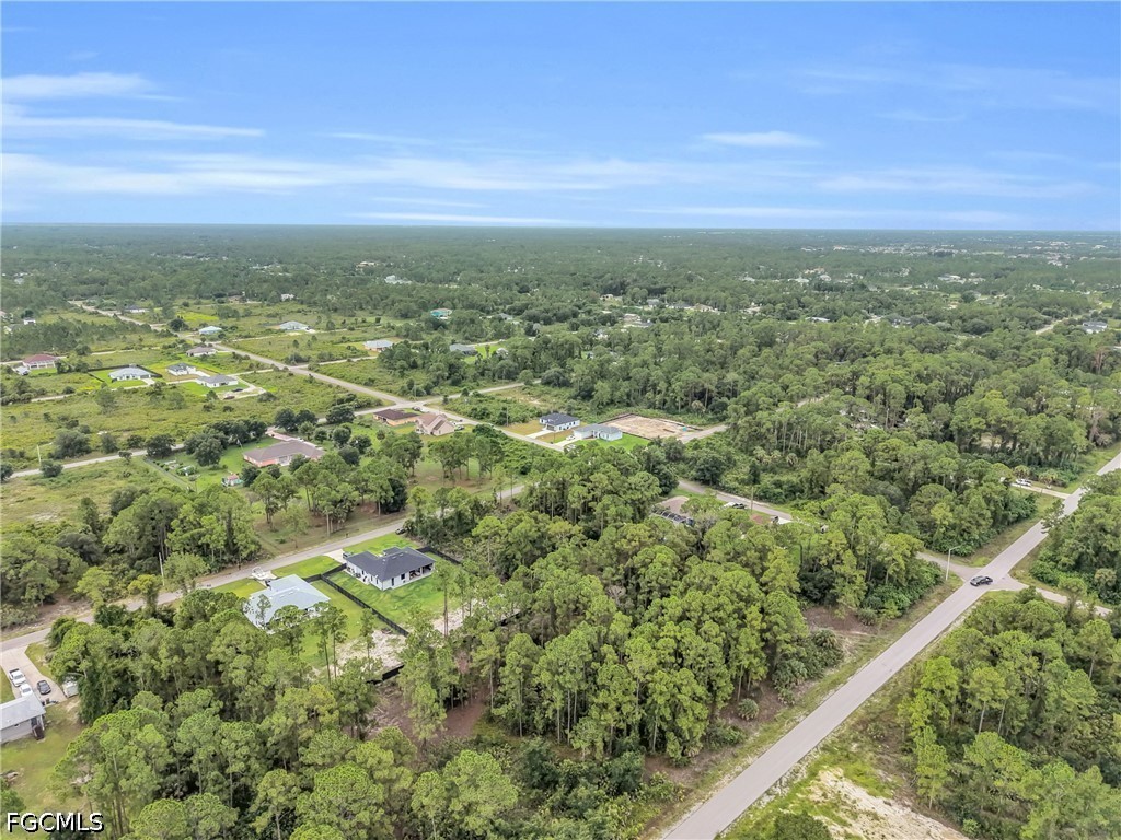 4 Bed SingleFamilyResidence for Sale in Lehigh Acres, photo 9