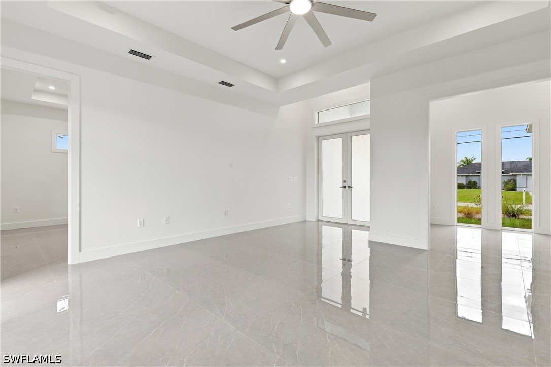 3 Bed Waterfront Home for Sale in Cape Coral, photo 9