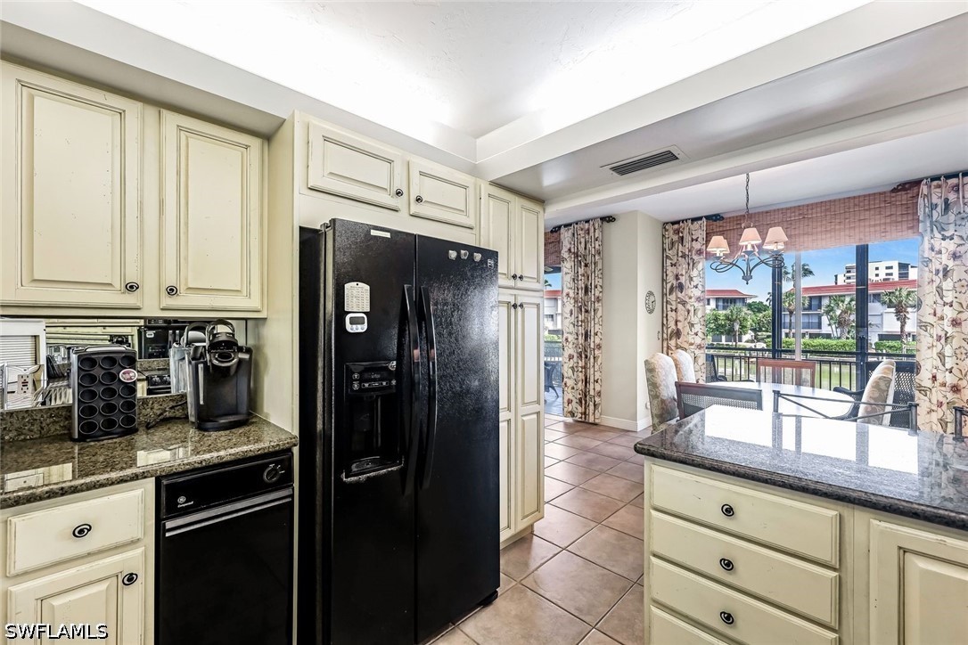 2 Bed Waterfront Home for Sale in Indies West, photo 9