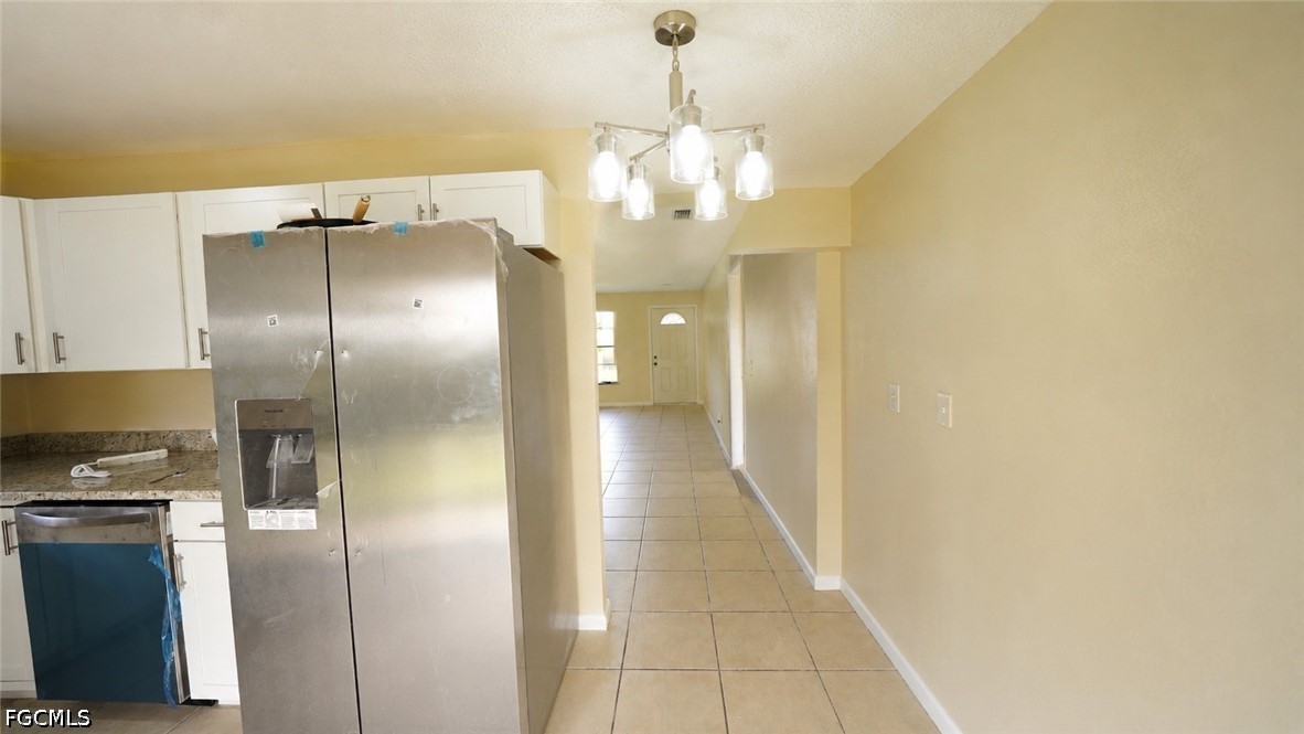 2 Bed SingleFamilyResidence for Sale in Cape Coral, photo 9
