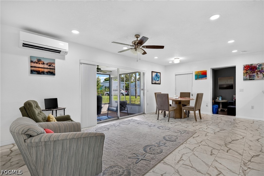 2 Bed SingleFamilyResidence for Sale in Port Charlotte, photo 9
