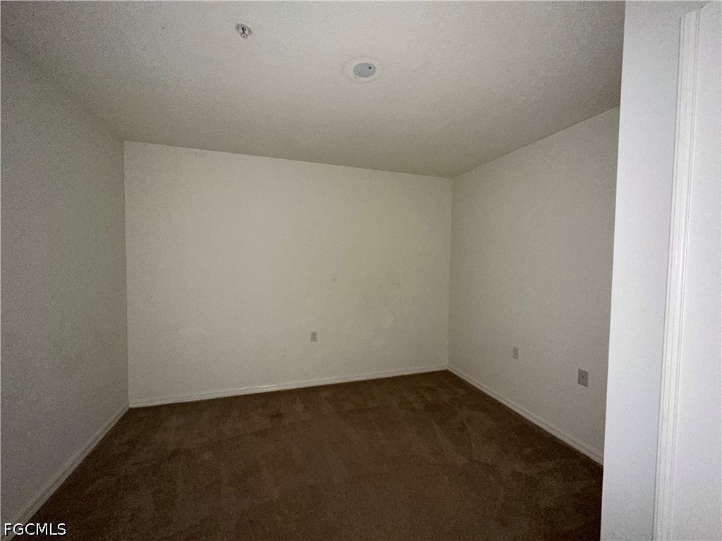 3 Bed Condominium for Sale in Fort Myers, photo 9
