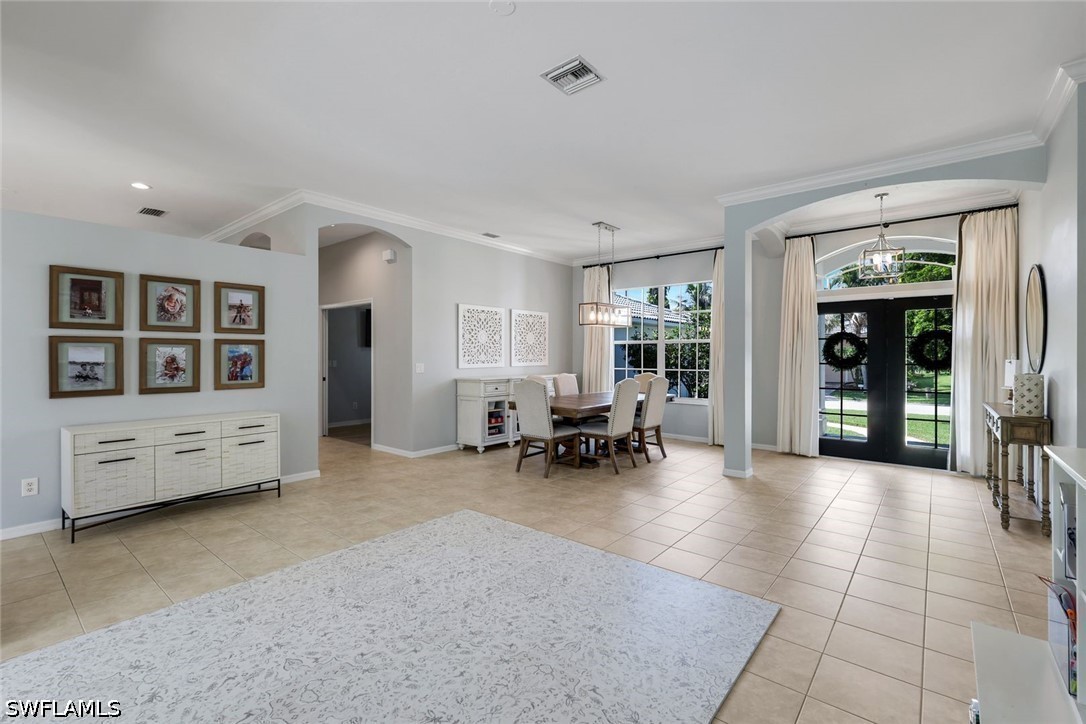 3 Bed Pool Home for Sale in Stonebridge South, photo 9