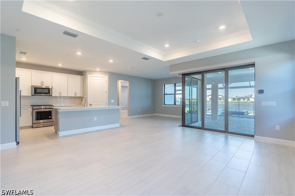 4 Bed Pool Home for Sale in Verdana Village, photo 9