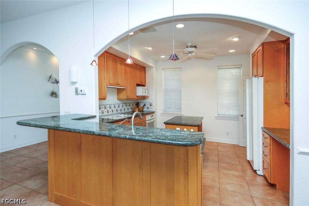 4 Bed Pool Home for Sale in Sea Oats, photo 9