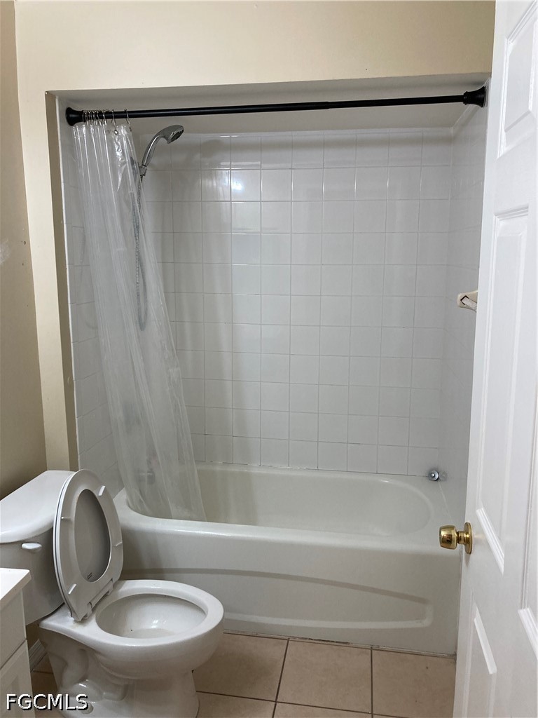 3 Bed Duplex for Sale in Cape Coral, photo 9