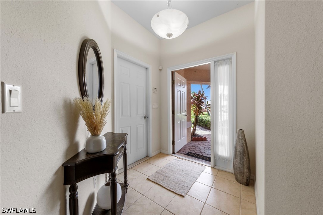 3 Bed SingleFamilyResidence for Sale in Estero, photo 9
