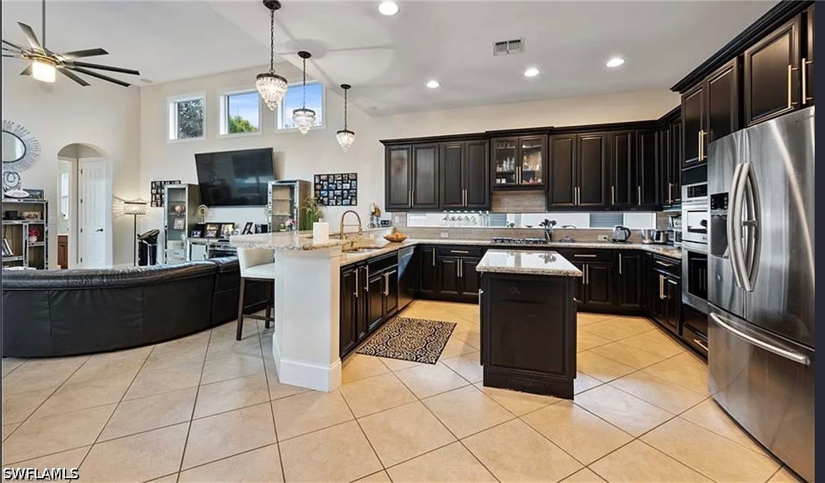 5 Bed Pool Home for Sale in Belle Lago Estates, photo 9