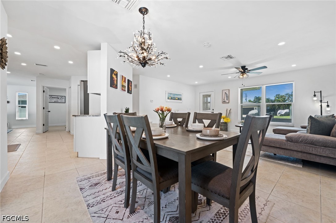 3 Bed Pool Home for Sale in Fort Myers, photo 9