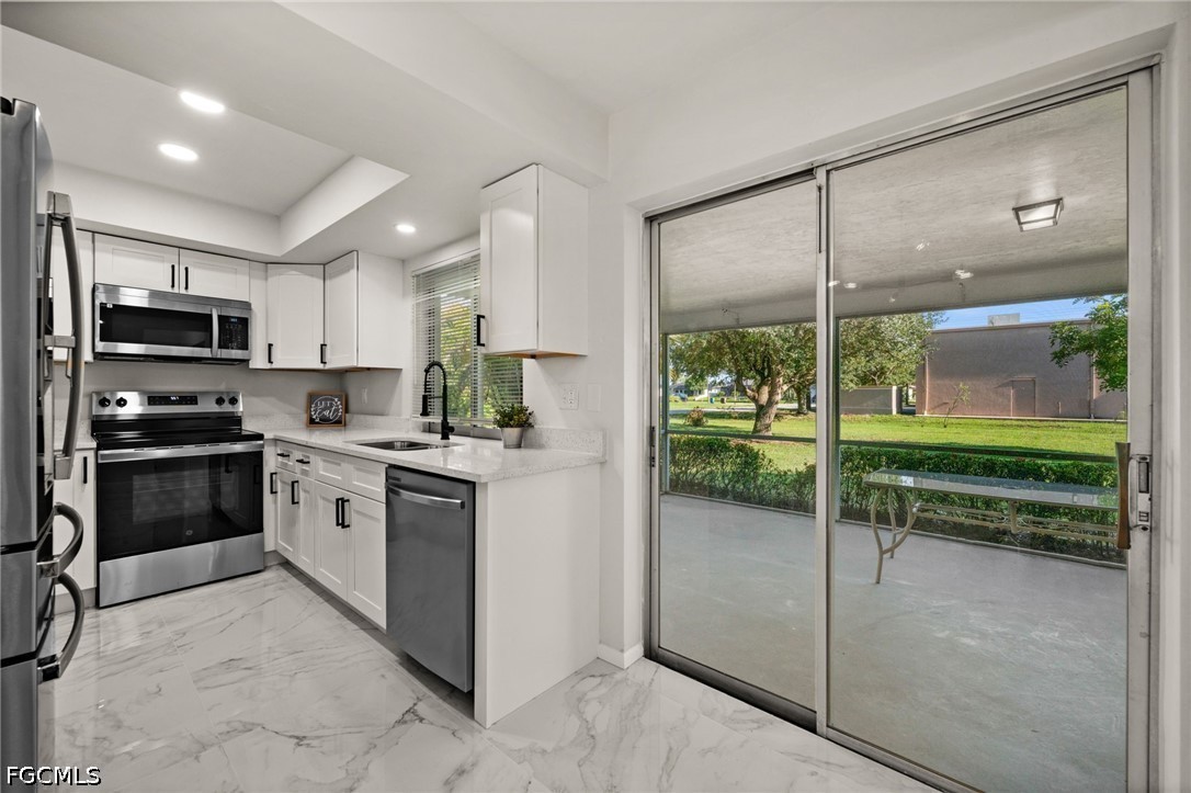 3 Bed SingleFamilyResidence for Sale in Cape Coral, photo 9