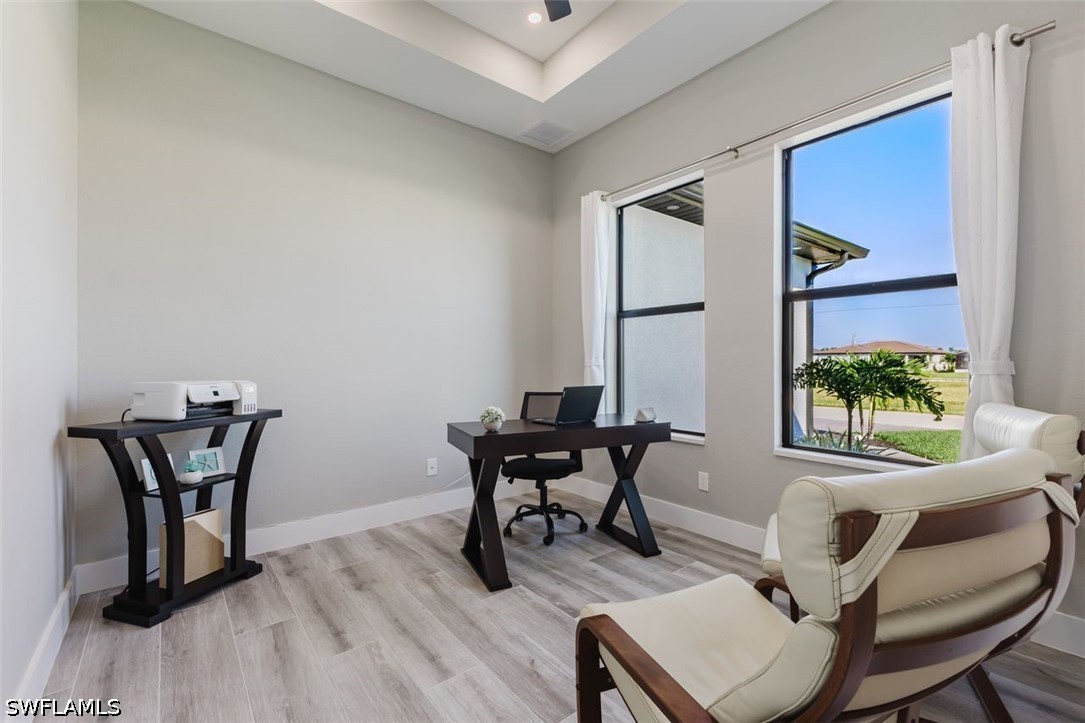 3 Bed SingleFamilyResidence for Sale in Cape Coral, photo 9