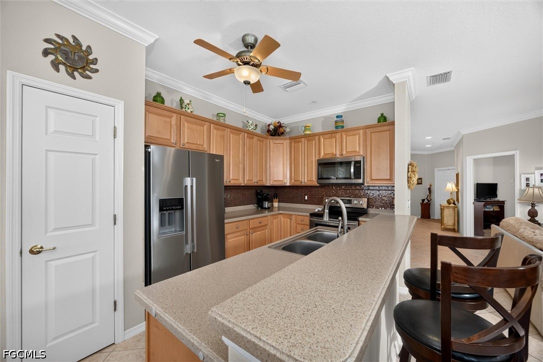 3 Bed Condominium for Sale in Reflection Lakes, photo 9