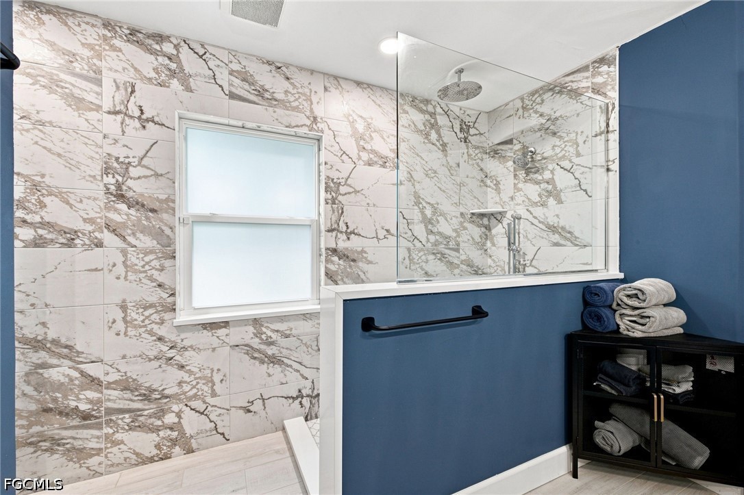 3 Bed SingleFamilyResidence for Sale in Buckingham, photo 9
