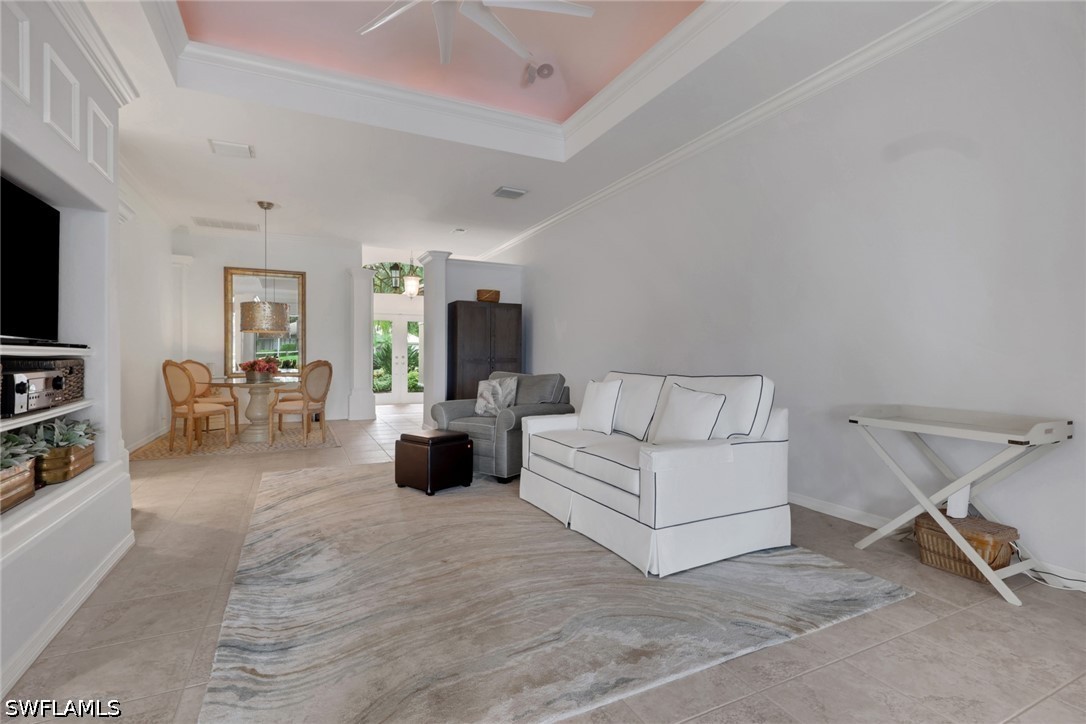 3 Bed Pool Home for Sale in Palo Verde, photo 9