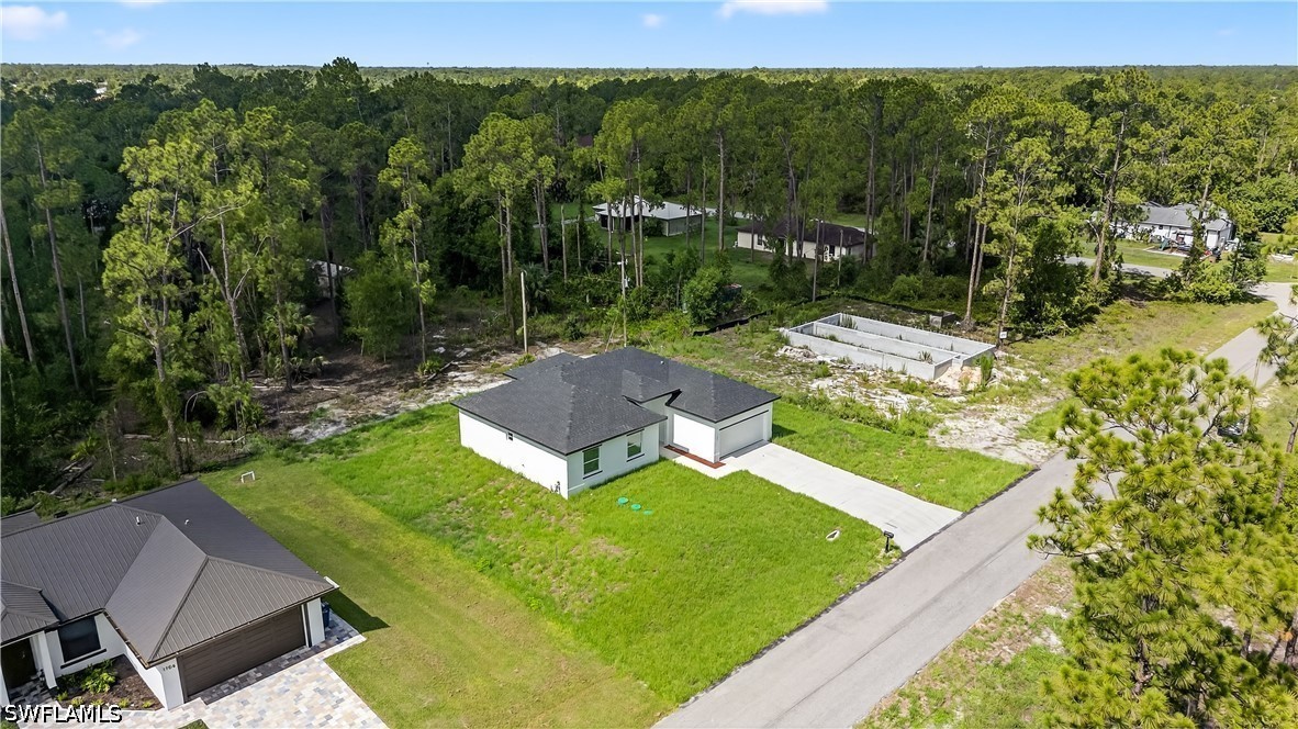 4 Bed SingleFamilyResidence for Sale in Lehigh Acres, photo 9
