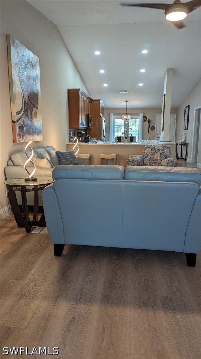 2 Bed Condominium for Sale in Naples, photo 9