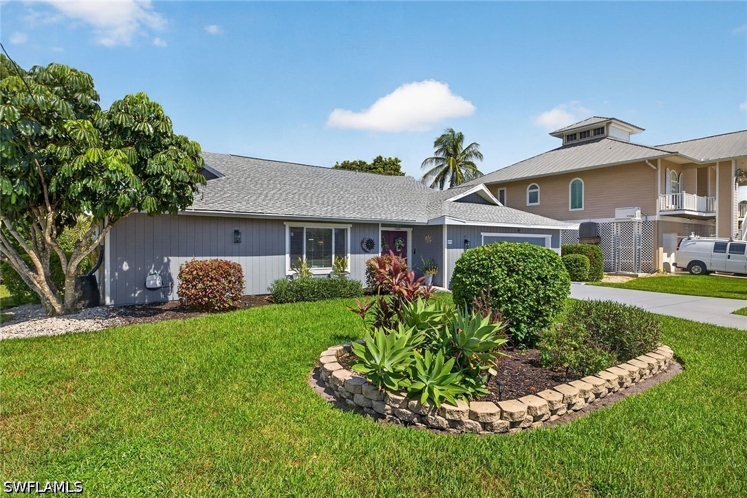 3 Bed Pool Home for Sale in Bonita Farms, photo 9
