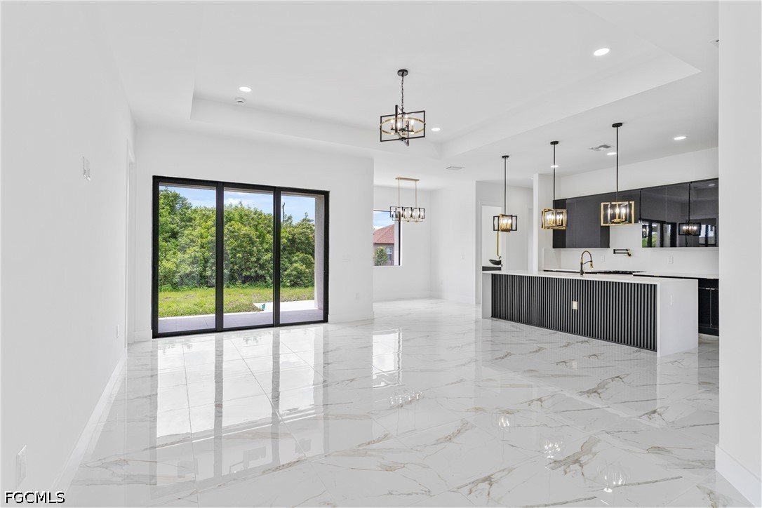 4 Bed SingleFamilyResidence for Sale in Lehigh Acres, photo 9