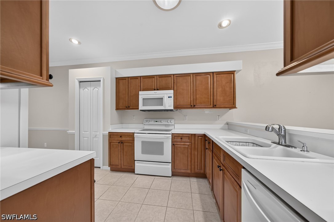 2 Bed SingleFamilyResidence for Sale in Estero, photo 9