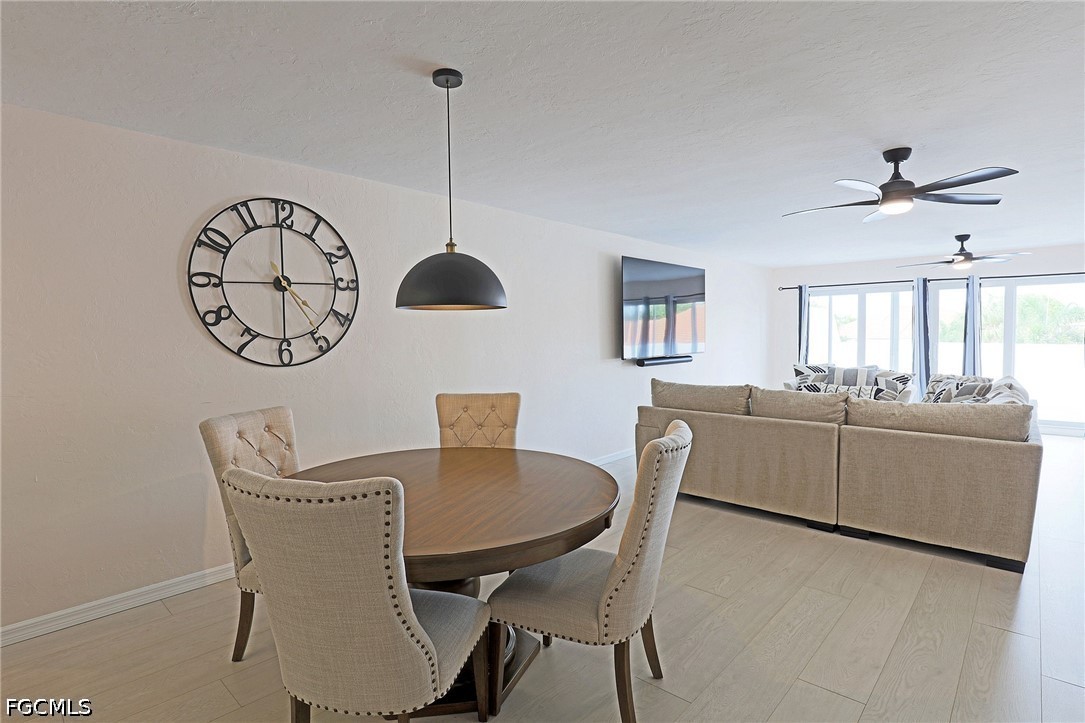 2 Bed Pool Home for Sale in Fort Myers, photo 9