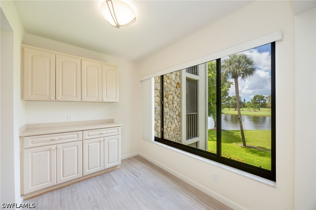 3 Bed Waterfront Home for Sale in Bears Paw, photo 9