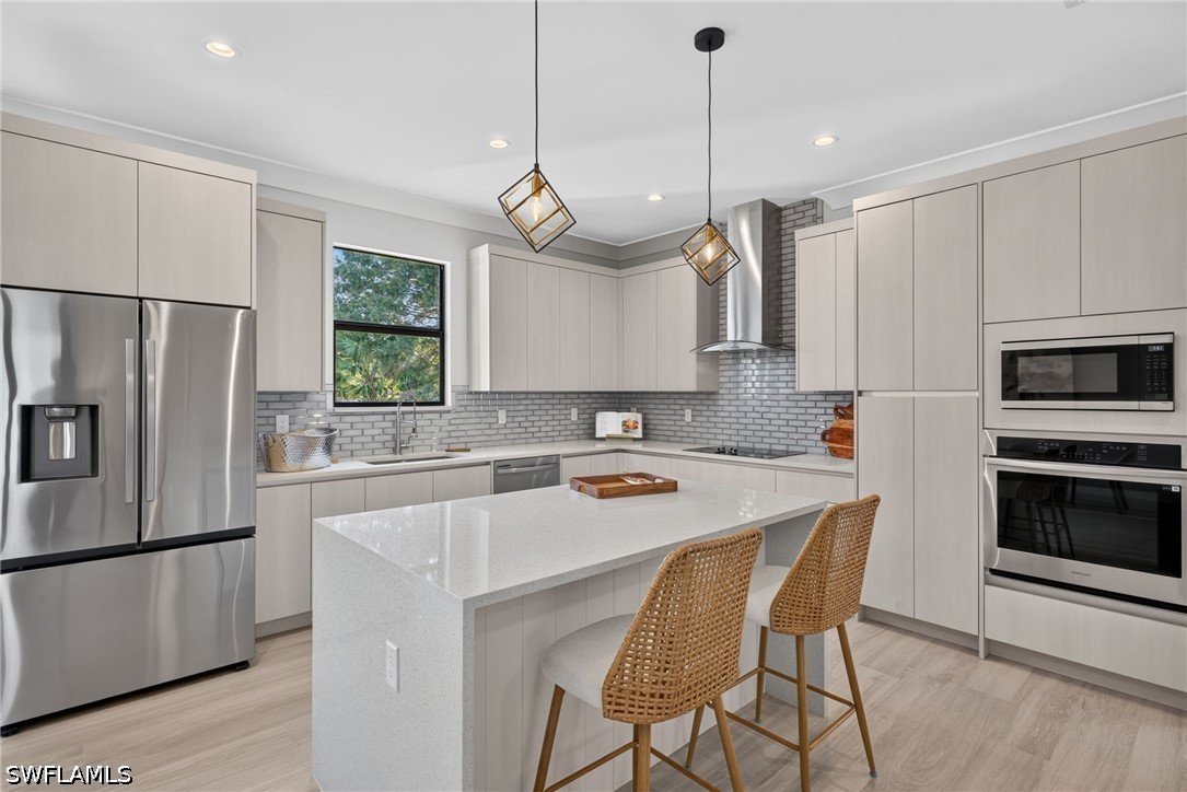 3 Bed SingleFamilyResidence for Sale in Naples, photo 9