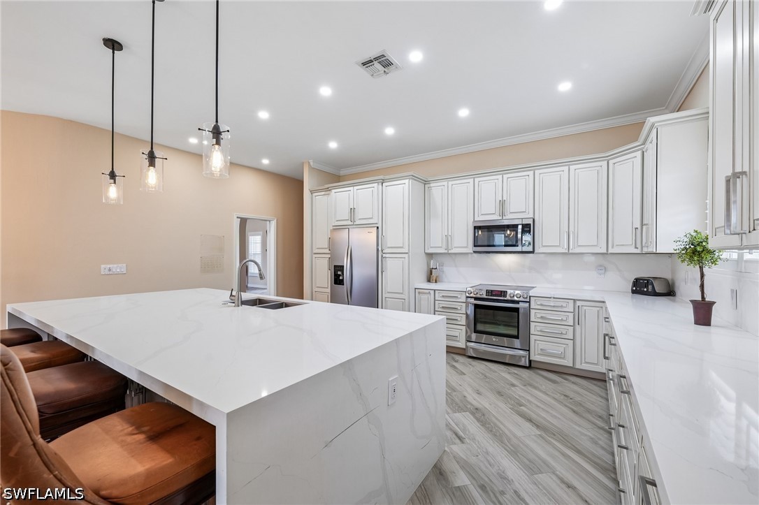 4 Bed Pool Home for Sale in Lely Island Estates, photo 9